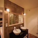 Otel Maison Anjali 2*