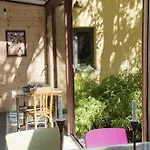 Maison Anjali 2*
