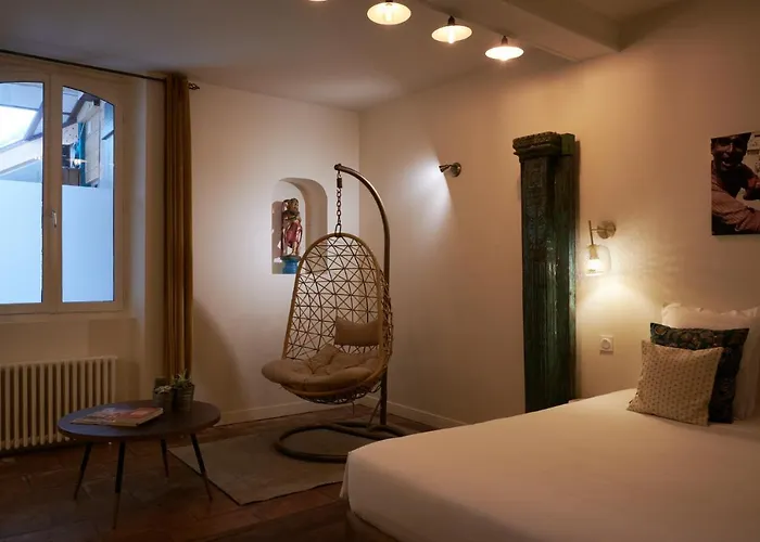 Maison Anjali فندق 2*