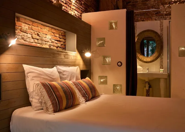 فندق Maison Anjali 2*